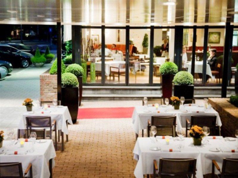 Bilderberg Garden Hotel Amszterdam Kültér fotó Restaurant "Le Grand Véfour"